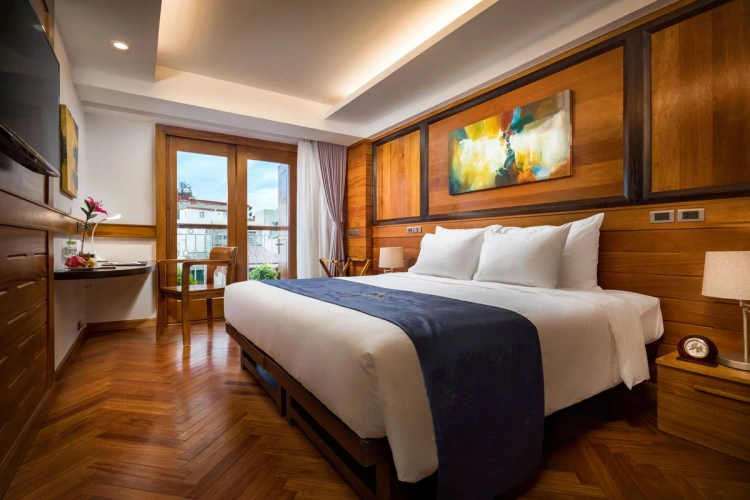 Executive Double room with balcony and with city view