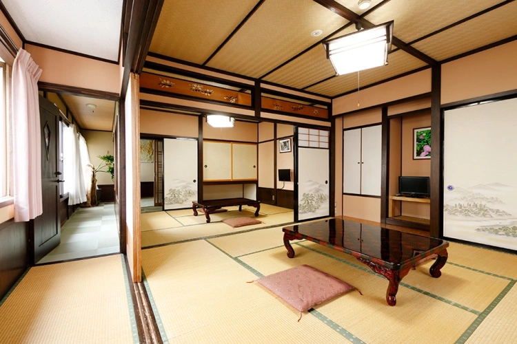 Japanese-Style Deluxe room with mountain view