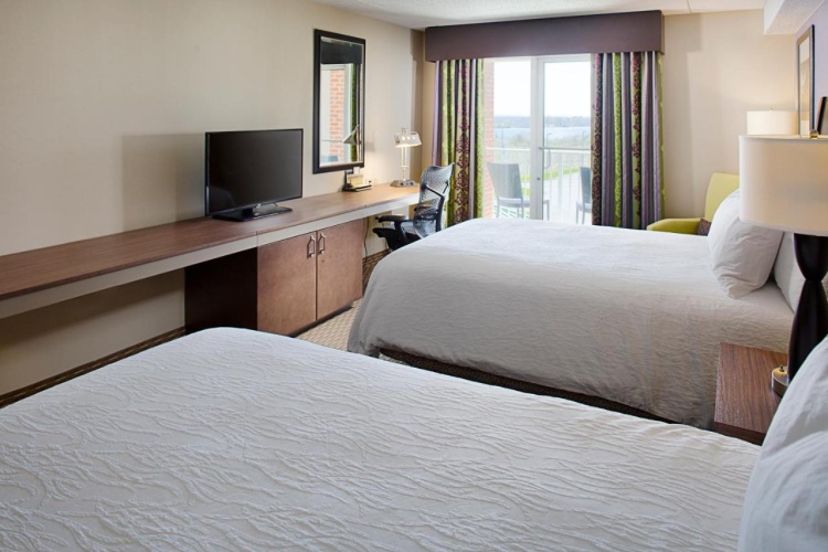 Hilton Garden Inn Hartford North/Bradley Int'l Airport photo 13