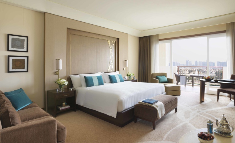 Executive Club room with balcony