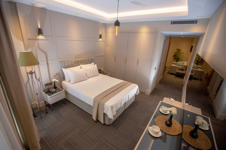 Double Suite