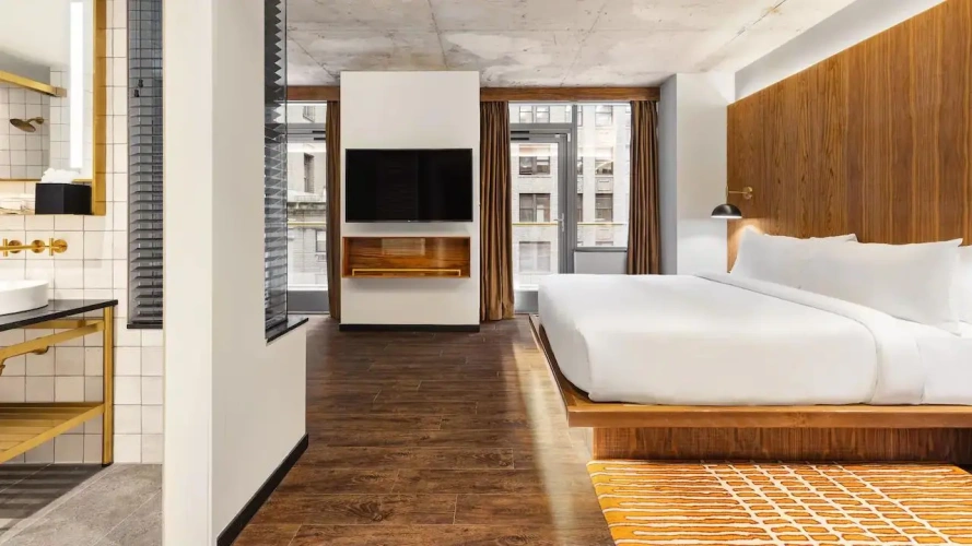 Accessible Double Junior Suite