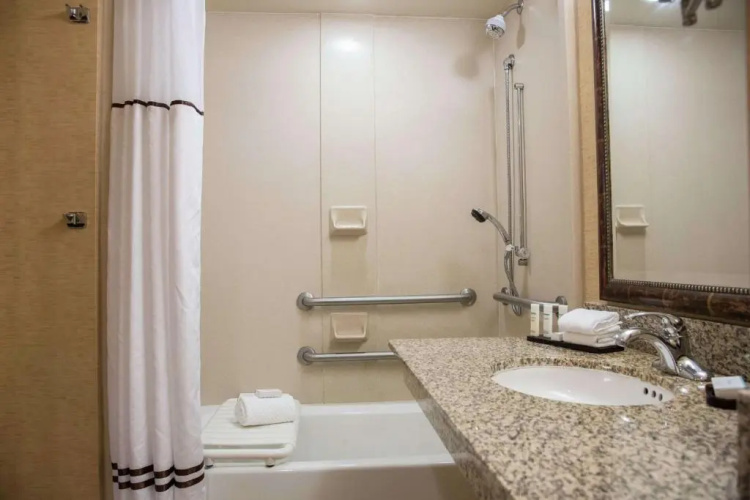 Embassy Suites by Hilton Charlotte Concord Golf Resort & Spa photo 21