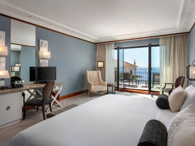 Retreat Double room with sea view