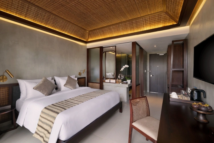 Pool Access Double Garcia Suite