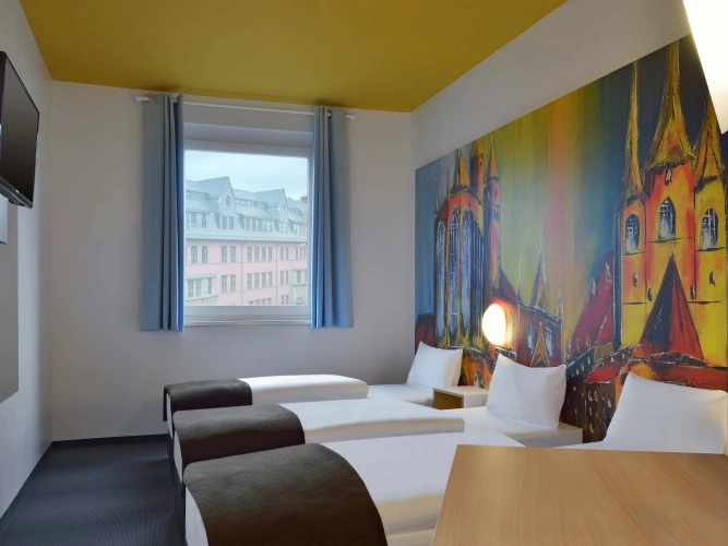Triple room