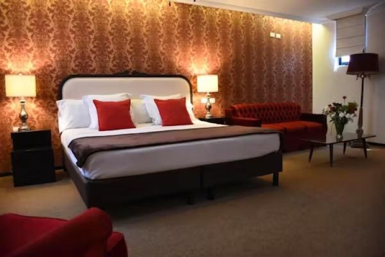 Jacuzzi Double Suite