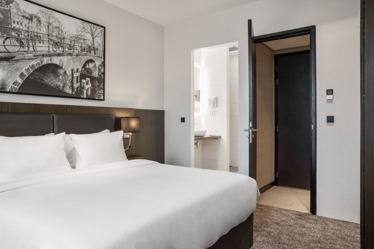 2 Bedrooms Suite