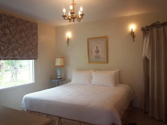 2 Bedrooms Villa