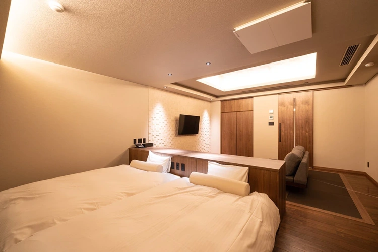 Japanese-Western Twin room with mountain Fuji view
