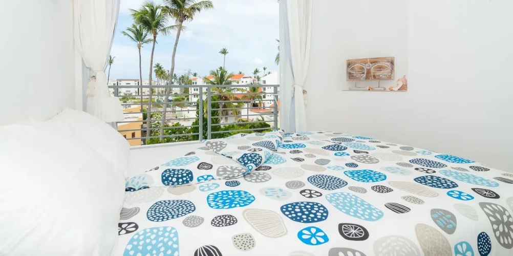 Ducassi VIP two steps to the beach