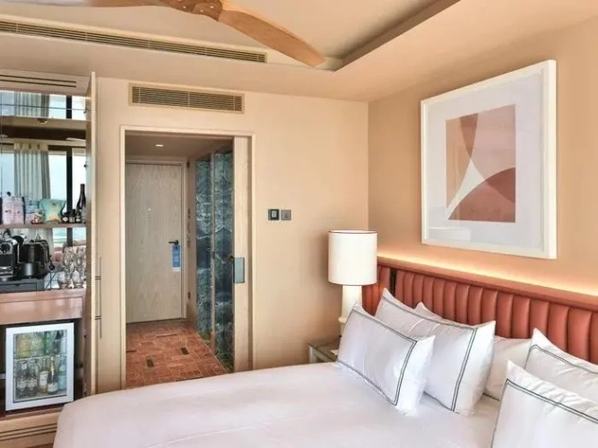 Lounge Double room