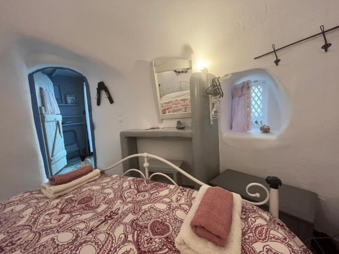 Emmantina Houses