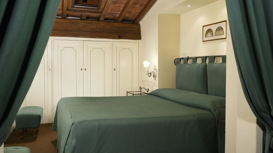 Altana Deluxe Double Suite