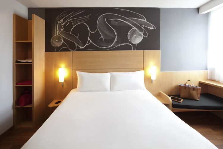 Ibis Edinburgh Centre South Bridge - Royal Mile photo 13
