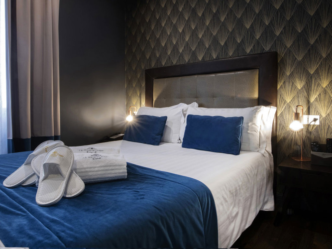 Double Suite