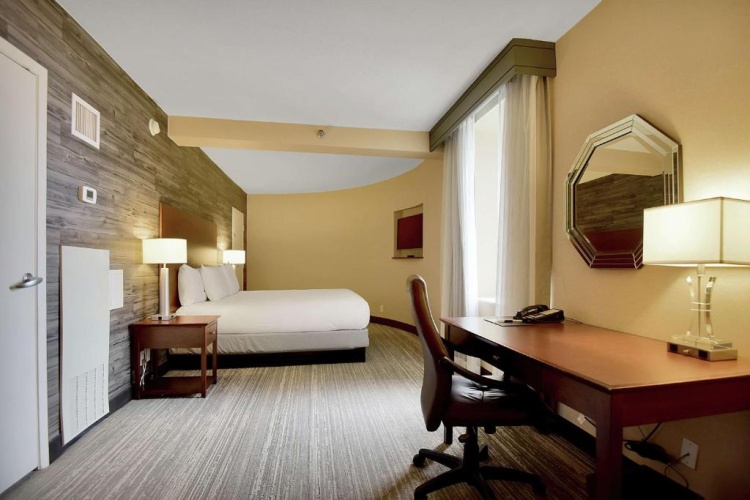 1 Bedroom Double Suite