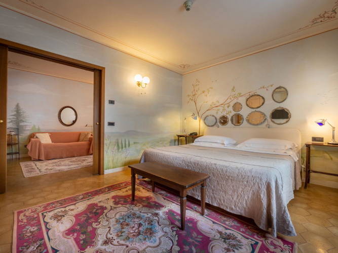 Double Suite