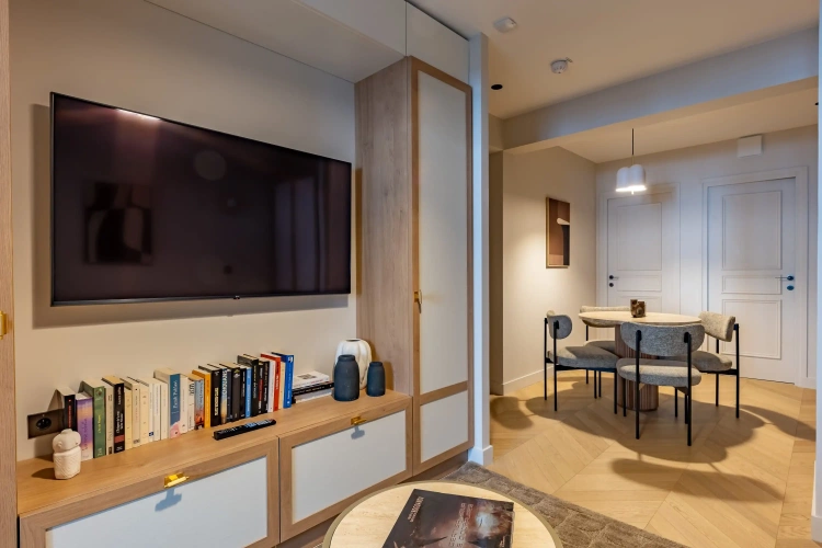 1 Bedroom Double Opera Apartment