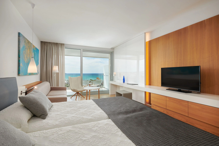 Hipotels Playa De Palma Palace - Adults Only photo 9
