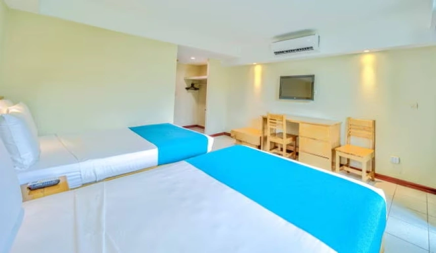 Quadruple room with balcony and with garden view