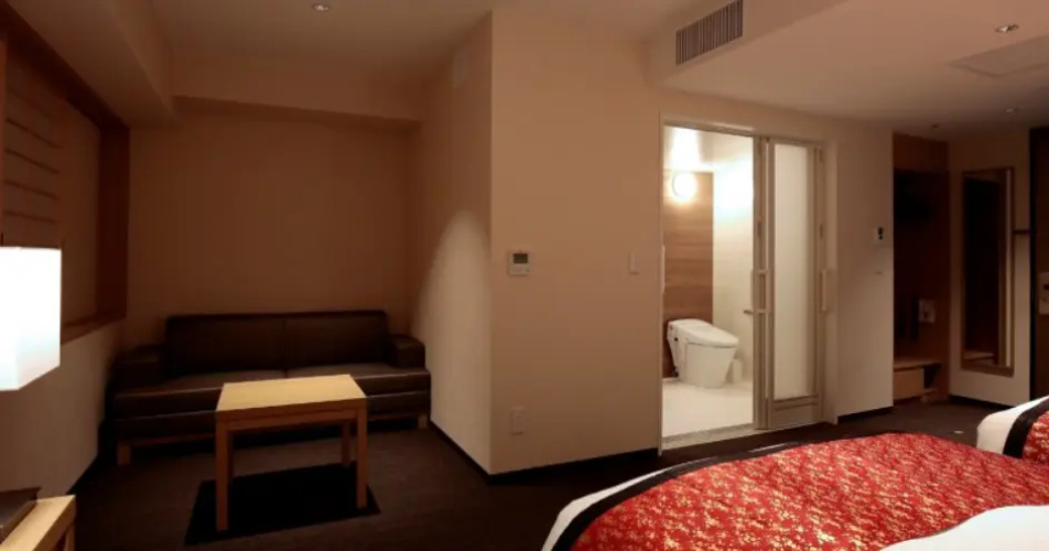 Universal Twin room