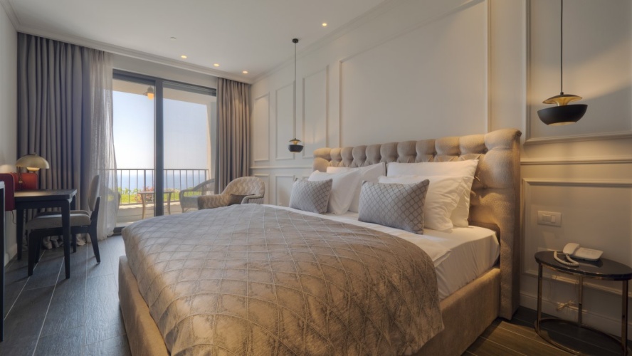 Deluxe Double room with balcony