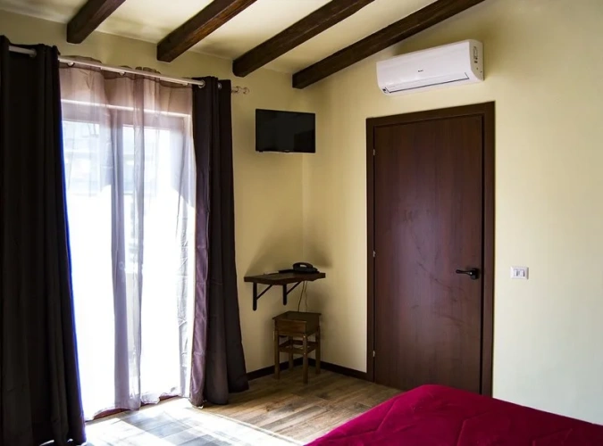 Triple room