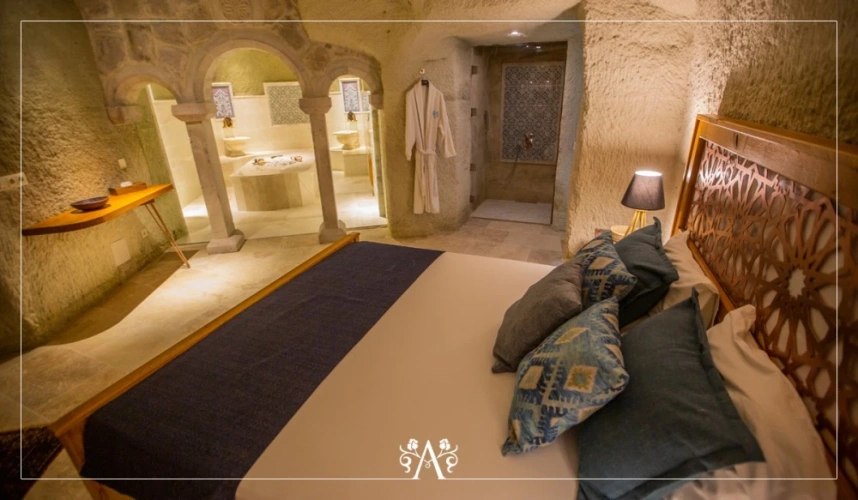 Royal Double Cave Suite