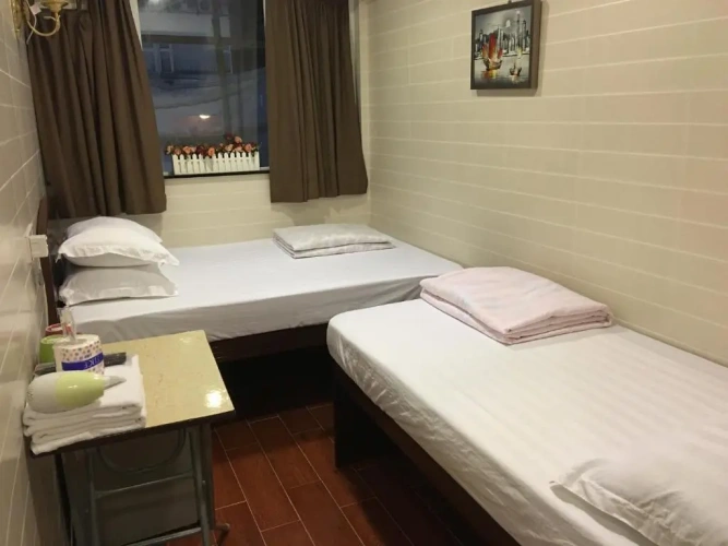 Triple room