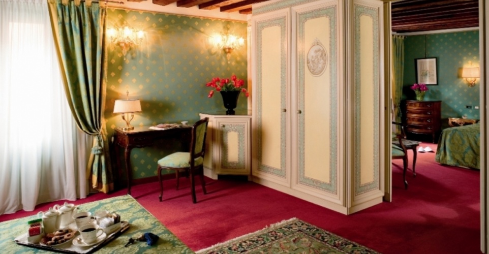 2 Bedrooms Superior Quadruple Suite
