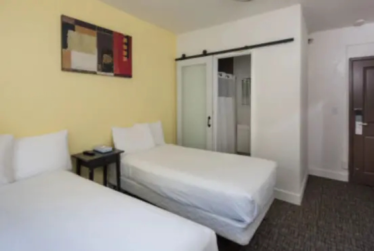 Twin room