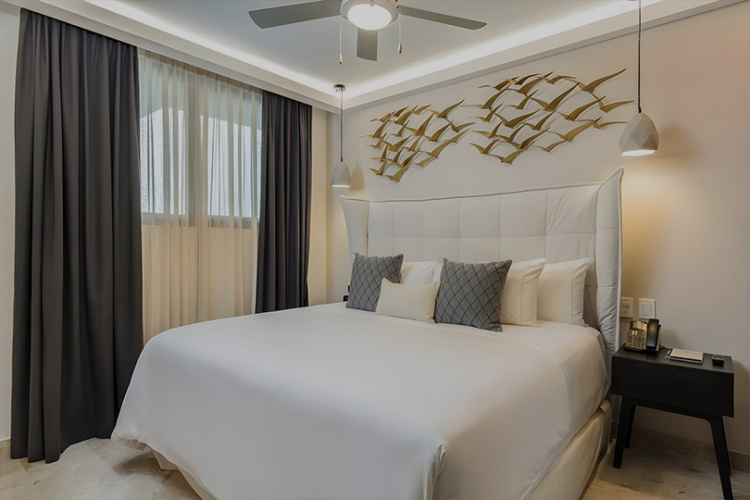 1 Bedroom Corner Double Suite