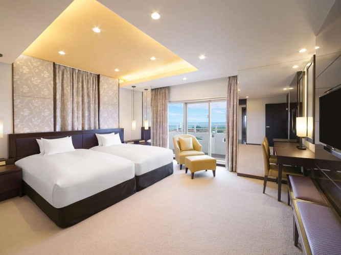 Executive Japanese-Western style Twin Suite with ocean view