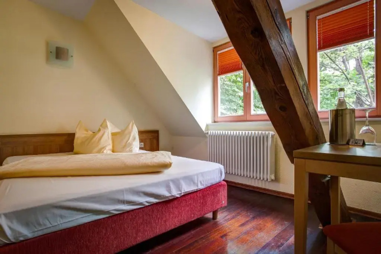 Hotel Hoepfner Burghof