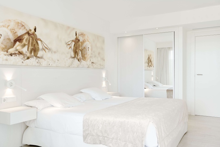 Priority Location Twin room