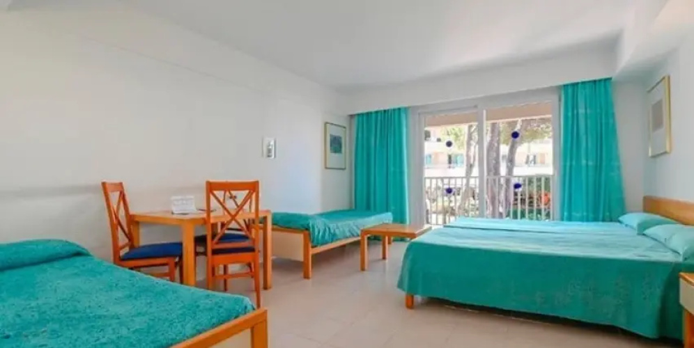 Family Quadruple room
