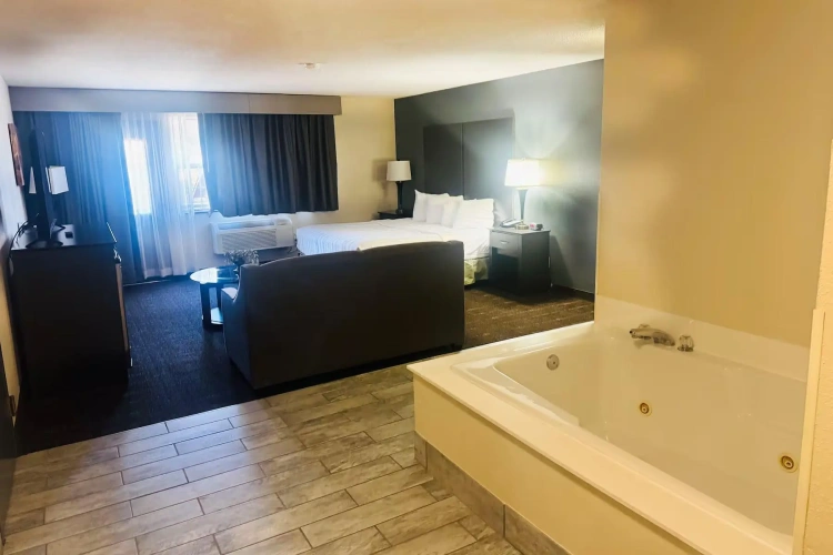 Deluxe Double Suite