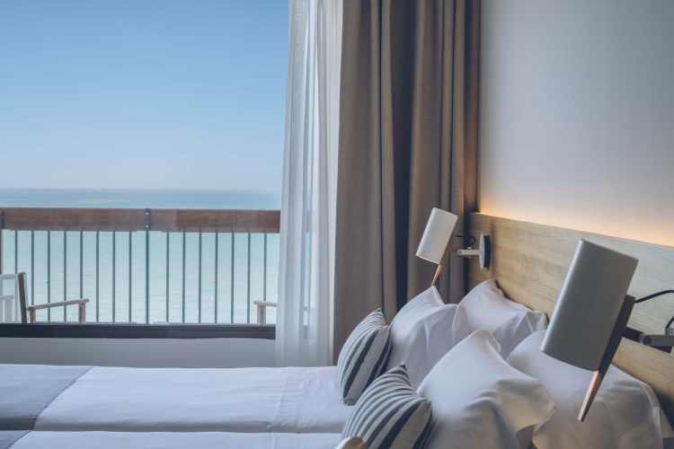AYA Seahotel – Adults Only photo 11