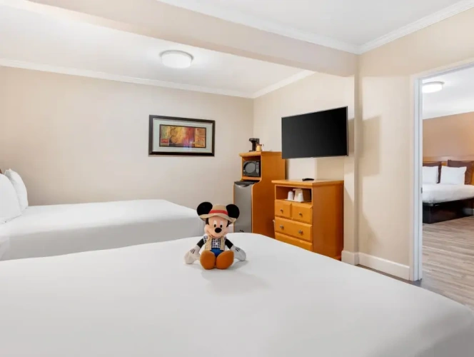 2 Bedrooms Suite