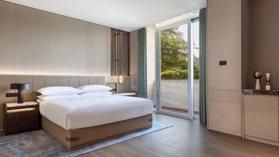 Larger Double Suite