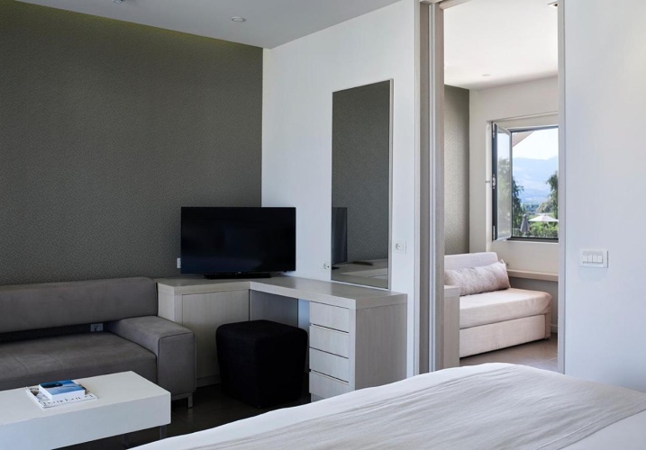 Pelagos Suites Hotel photo 20