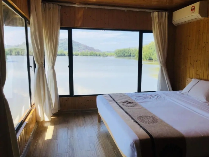 Double room with sea view