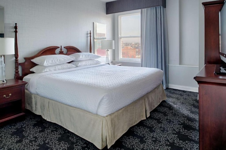 Corner Accessible Suite