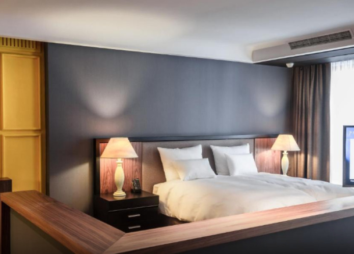 Executive Suite with river view