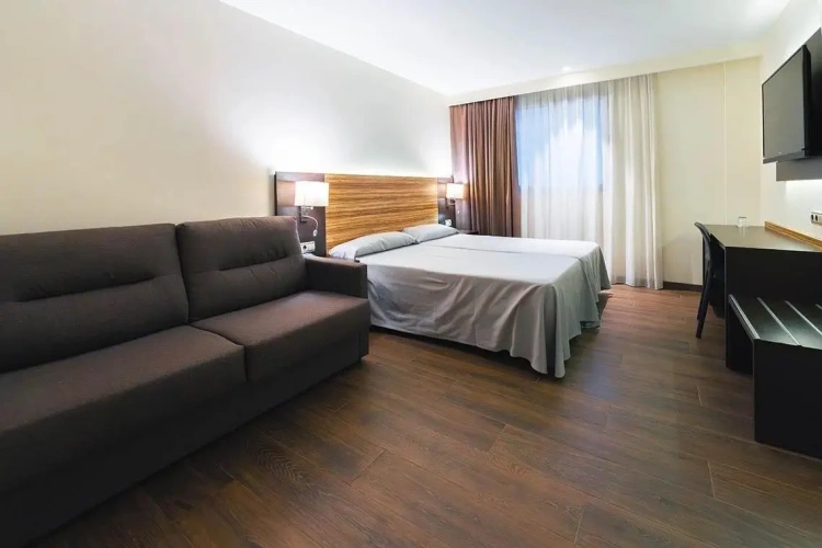 XL room