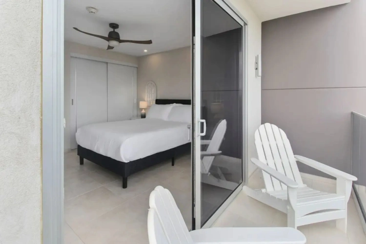 2 Bedrooms No. 19 O Condo