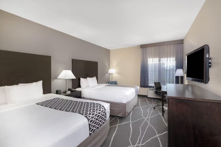 Mobility/Hearing Accessible Double room