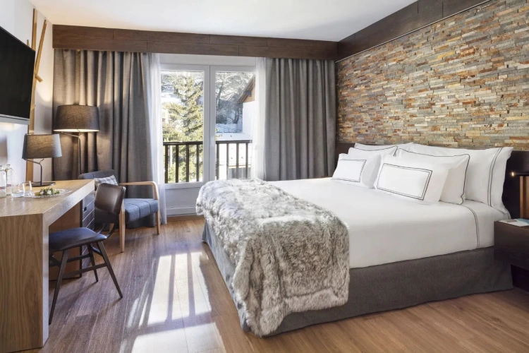 Grand The Level Double Suite