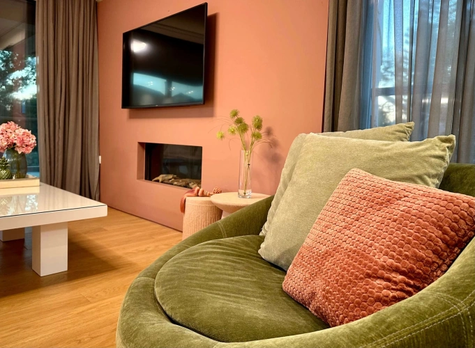 3 Bedrooms Pearl Apartment